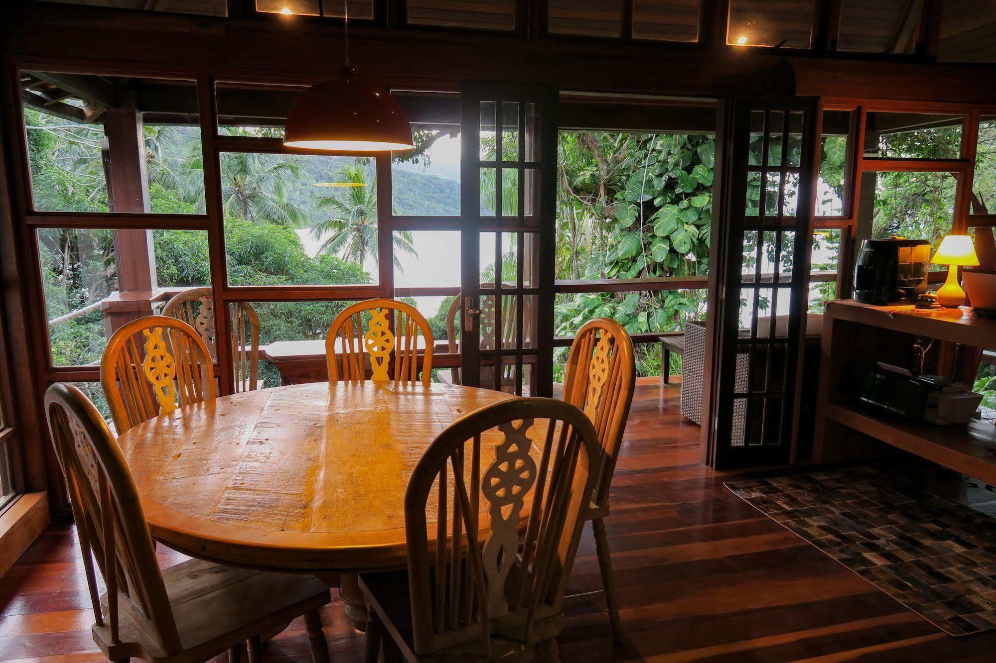 Atlantica Jungle Lodge Vila do Abraao Exterior photo
